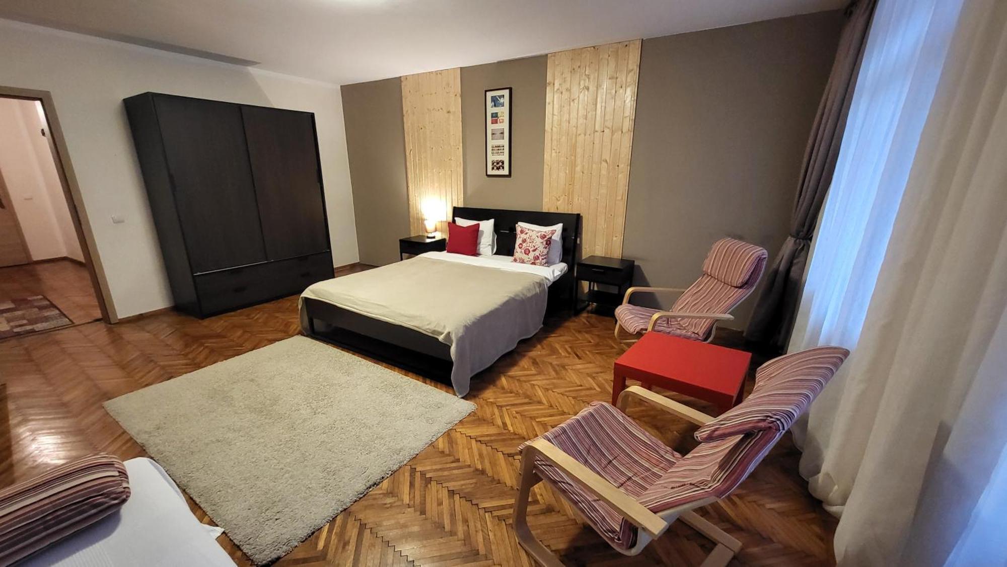Casa Corona Brasov Bagian luar foto