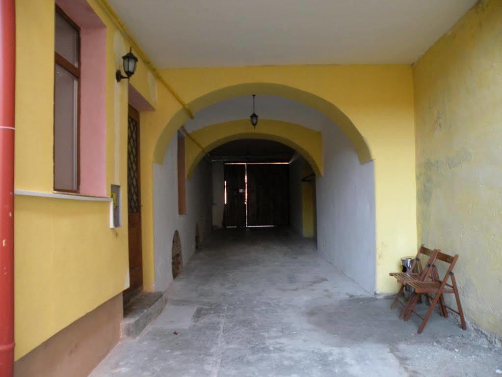 Casa Corona Brasov Bagian luar foto
